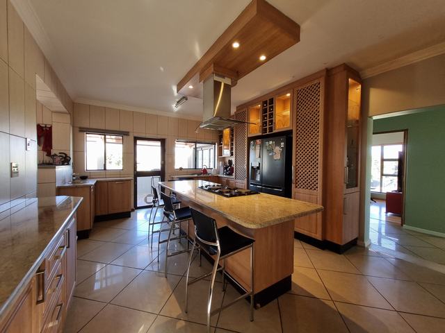 5 Bedroom Property for Sale in Wolseley Western Cape